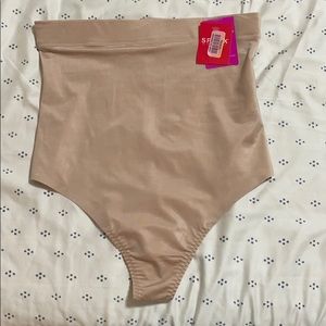 Spanx shapewear